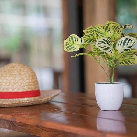 Straw Huts Liwliwa Hotel San Felipe  Bagian luar foto
